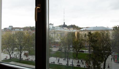 Suite with City View