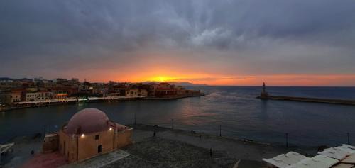 Deluxe Double Room with Balcony and Sea View