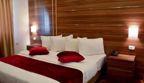 Deluxe Single Room