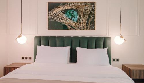 Standard King Room