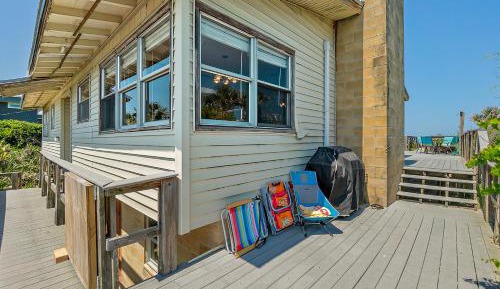 Five Bedroom Holiday Home