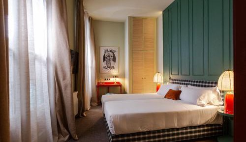 Deluxe Double Room with Balcony