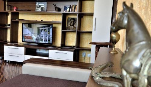 Apartment with Balcony