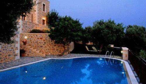 Superior Villa (5 Adults) 