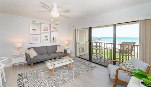 Penthouse Two-Bedroom Apartment - Ocean View - Unit 506 & 507