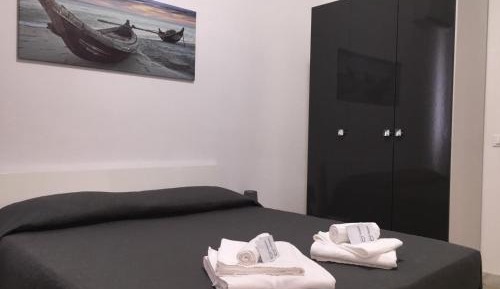 One-Bedroom Standard Apartment
