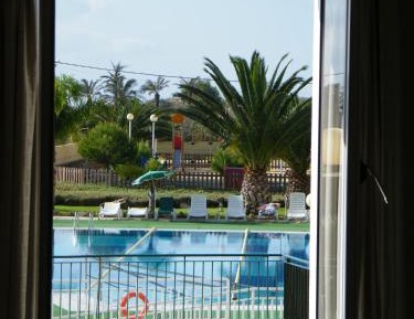 Suite with Pool View