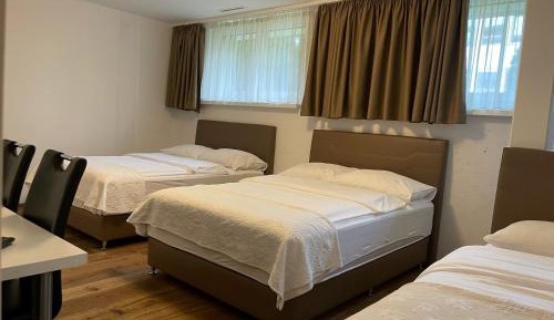 Apartment (5 Adults)