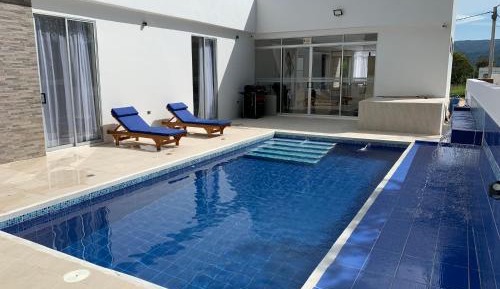 Three-Bedroom Country House