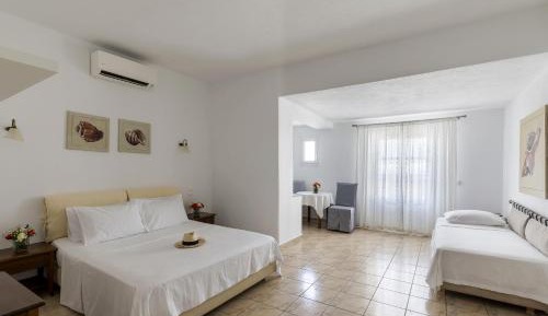 Triple Room with Garden View