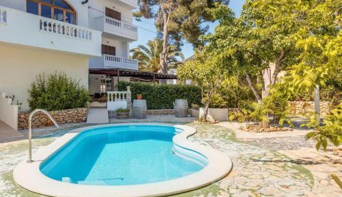 Superior One-Bedroom Apartment with Balcony