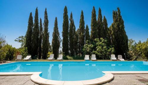 Villa with Garden View