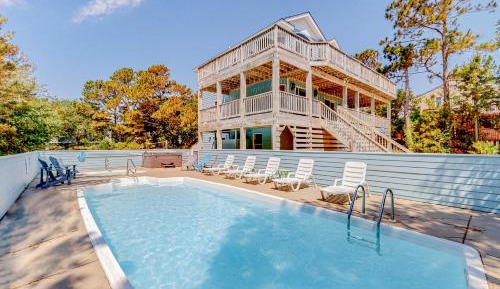 seven bedroom holiday home 
