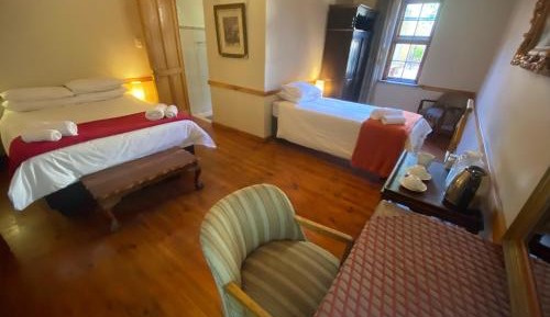 Classic Quadruple Room