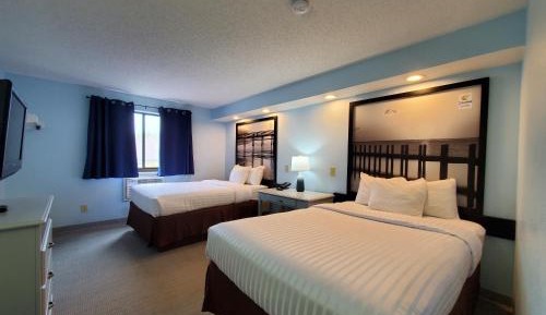 Deluxe Double Room with Two Double Beds - Non-Smoking