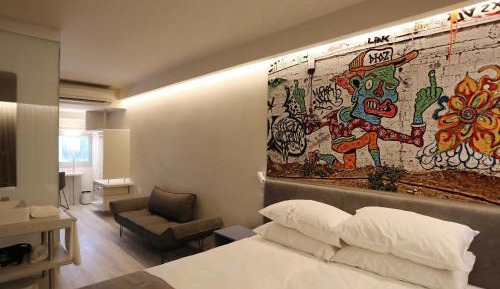 XL Room (3 Adults)