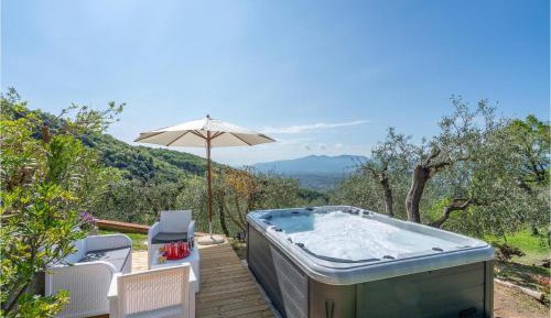 Three-Bedroom Holiday Home 