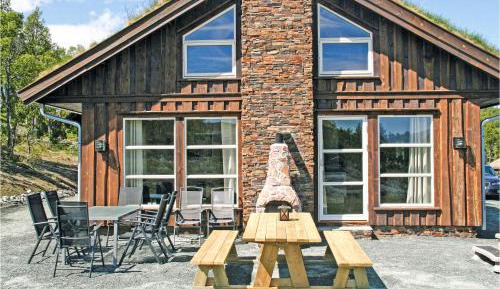 Four-Bedroom Holiday Home
