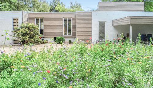 Two-Bedroom Holiday Home