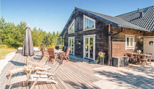 Four-Bedroom Holiday Home