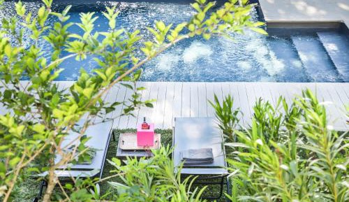 Double Room with Pool View