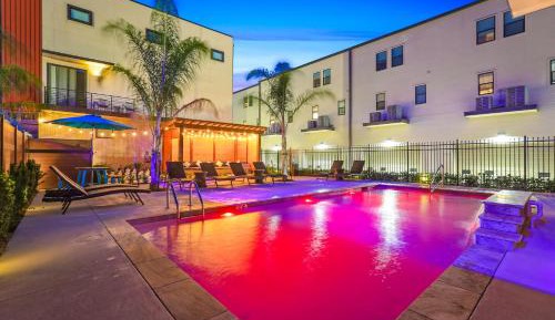 Four-Bedroom Townhouse