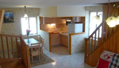 Holiday Home (5 Adults)