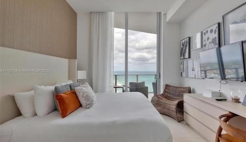 Penthouse Apartment
