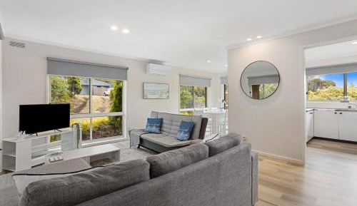 Three-Bedroom Holiday Home 