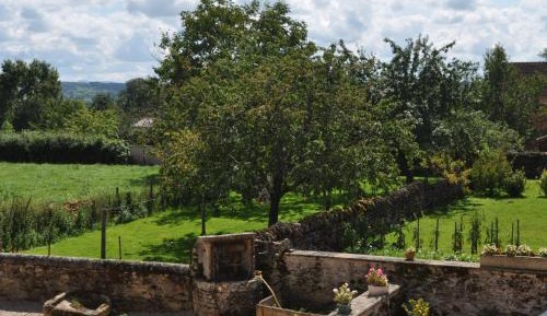 Suite with Garden View