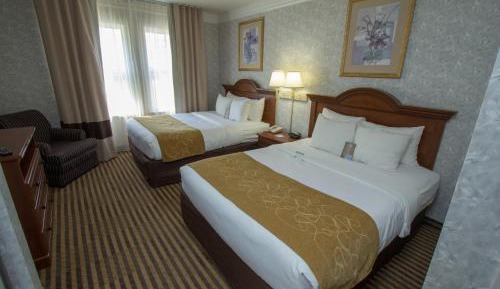 Queen Suite with Two Queen Beds - Non-Smoking