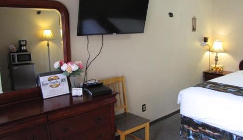 Standard Queen Room