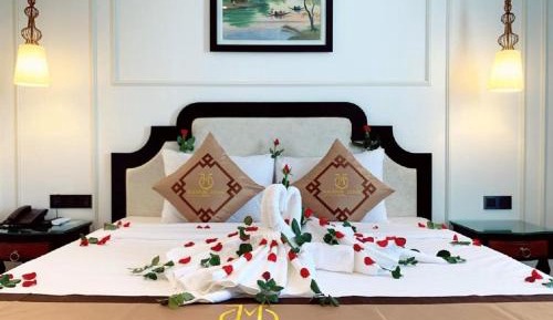 Suite with City View