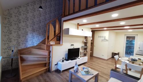 Double Room with Balcony (2 Adults)