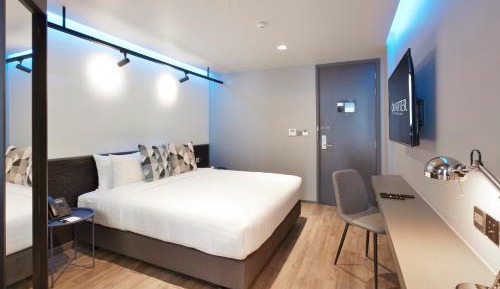 Superior Double Room with Balcony