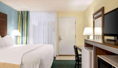 King Room - Non-Smoking