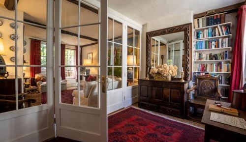 Deluxe Double Room with Bath