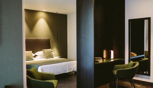 Junior Suite with Balcony