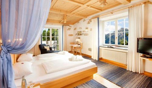 Themed Room Superior in main Building