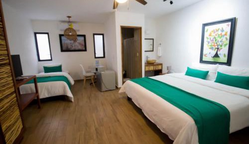 Deluxe Family Room