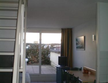 One-Bedroom Apartment (5 Adults) - Sea Side
