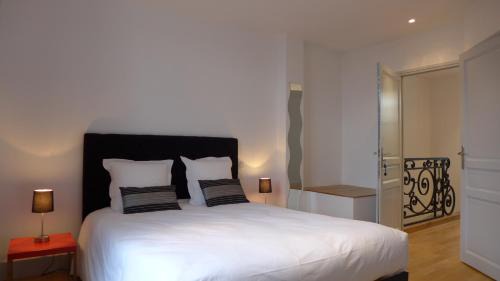 XXI century Room