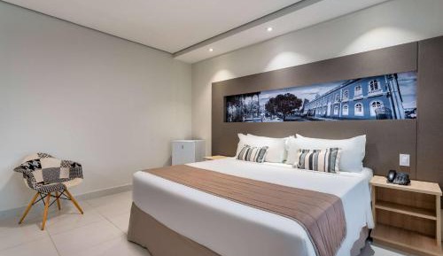 Premium King Room - Non-Smoking