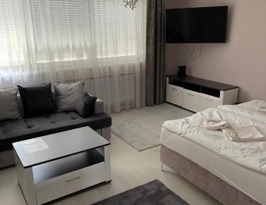 Triple Room with Shared Bathroom