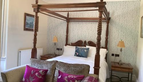 Deluxe Double Room with Shower