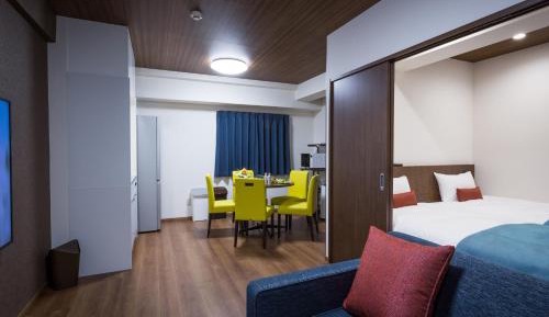 Deluxe Family Room
