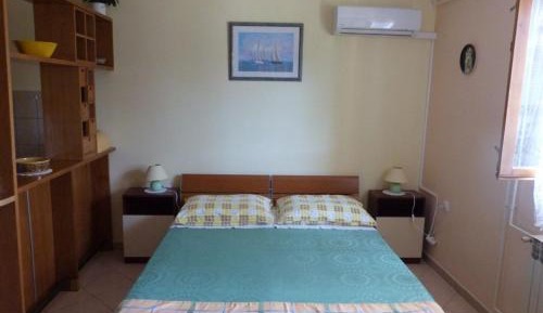 Studio with Terrace and Sea View