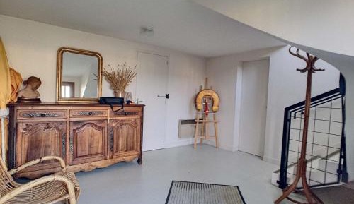 Holiday Home (10 Adults)