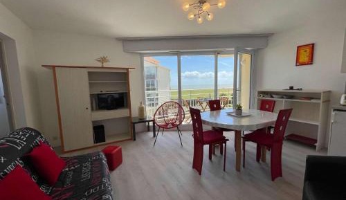 Apartment (6 Adults)