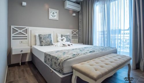 Deluxe Double Room with Extra Bed  with Sea View